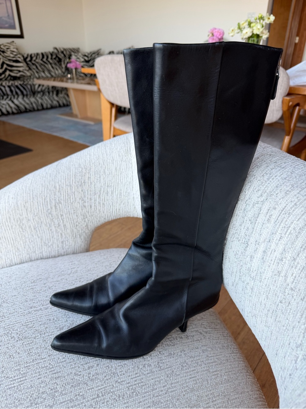 Prada Black Leather Pointed Toe Knee High Kitten Heel Boots - Picture 2 of 12